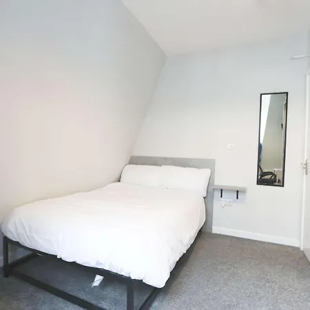 4 Bedroom Flat At Fitzhardinge House Apartament *