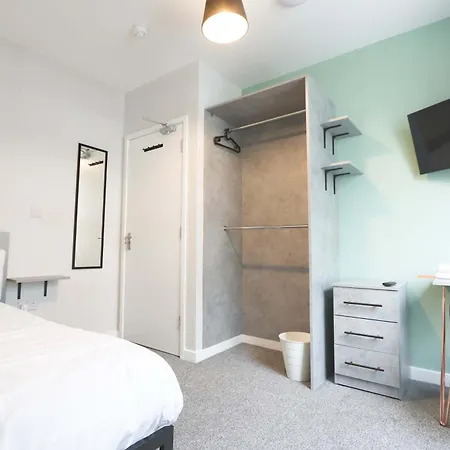 4 Bedroom Flat At Fitzhardinge House Apartament