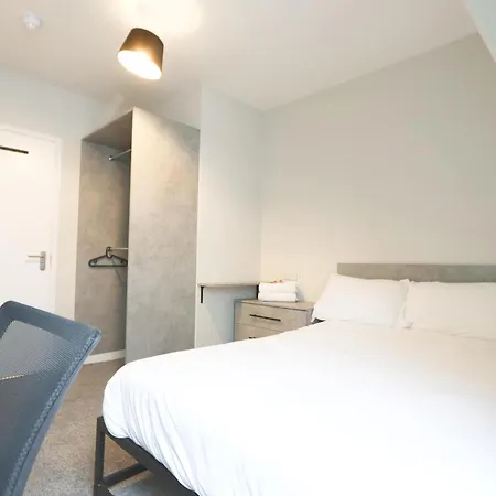 4 Bedroom Flat At Fitzhardinge House Apartament